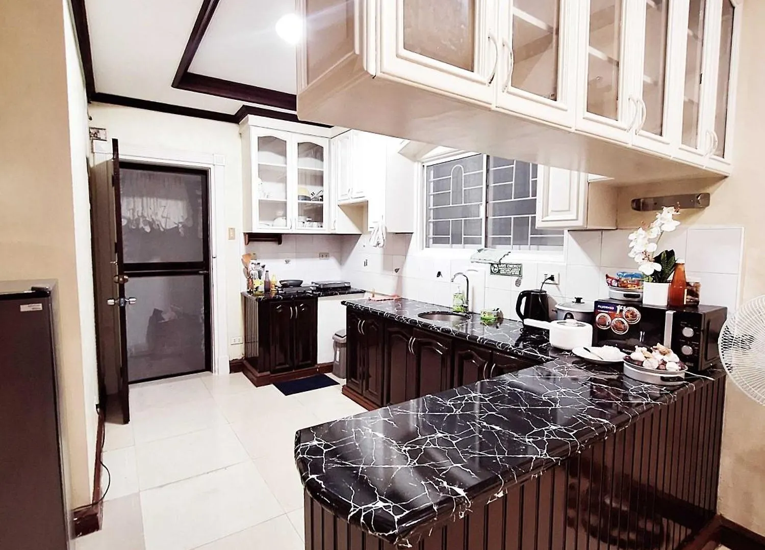 Ea1 Studio Apartment Room Transient House Walking Distance To Sm Ecoland Davao City And Davao Coastal Road 0*,  필리핀